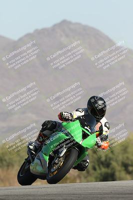 media/Dec-01-2025-Moto Forza (Mon) [[2daa91e15f]]/2-Intermediate Group/Session 2 Turn 9 Entry/